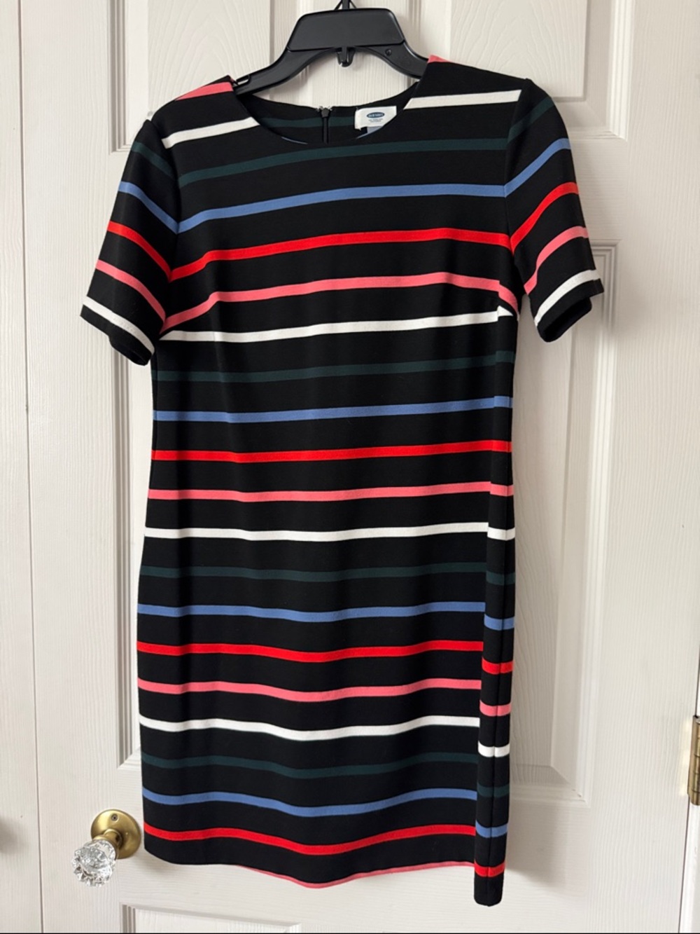 Striped Short Sleeve Shift Dress in Black with Multicolor Stripes